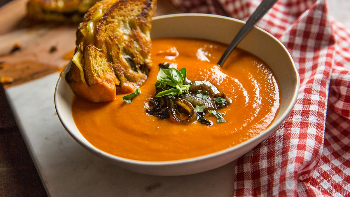 how-to-make-tomato-soup-and-grilled-cheese