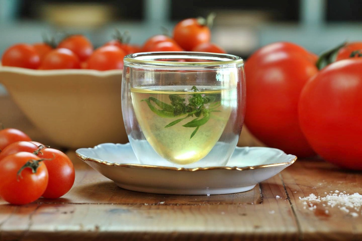 how-to-make-tomato-water