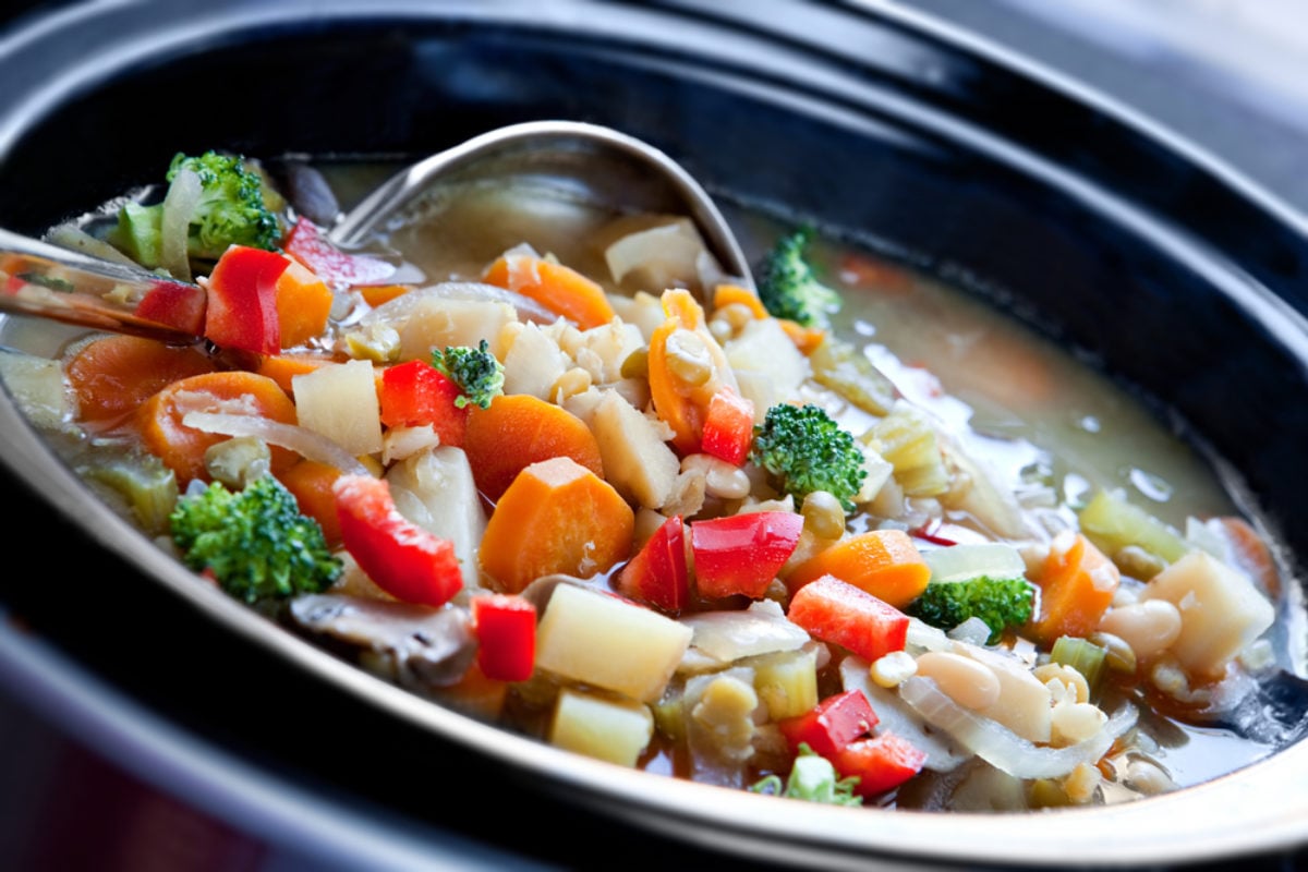 how-to-make-vegetable-soup-in-crock-pot