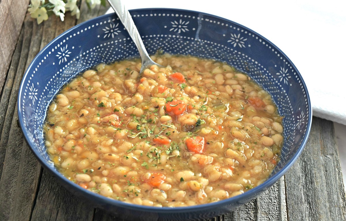 how-to-make-white-bean-soup