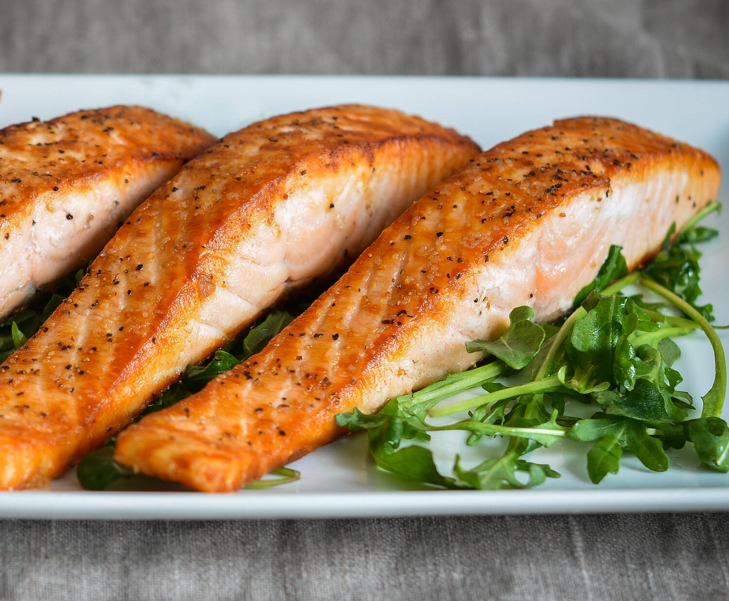 How to Pan-Fry Salmon Fillets - Recipes.net