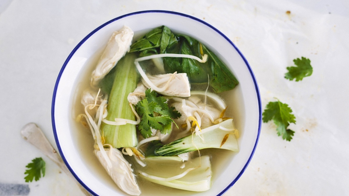 how-to-use-lemongrass-in-soup