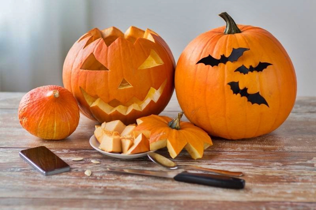 knife-skills-how-to-prepare-a-pumpkin-for-carving