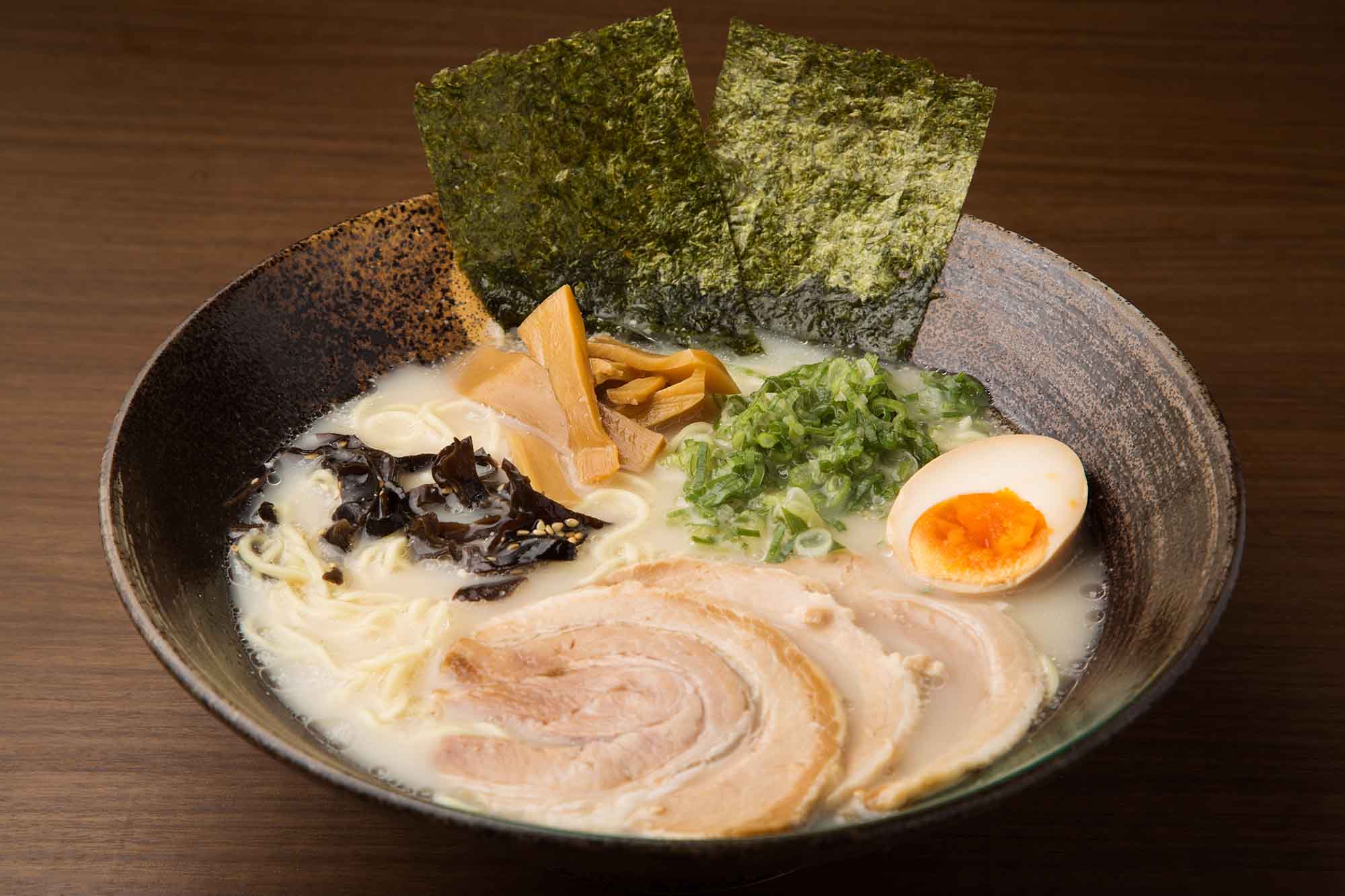 make-perfect-tonkotsu-ramen-the-food-lab-redux