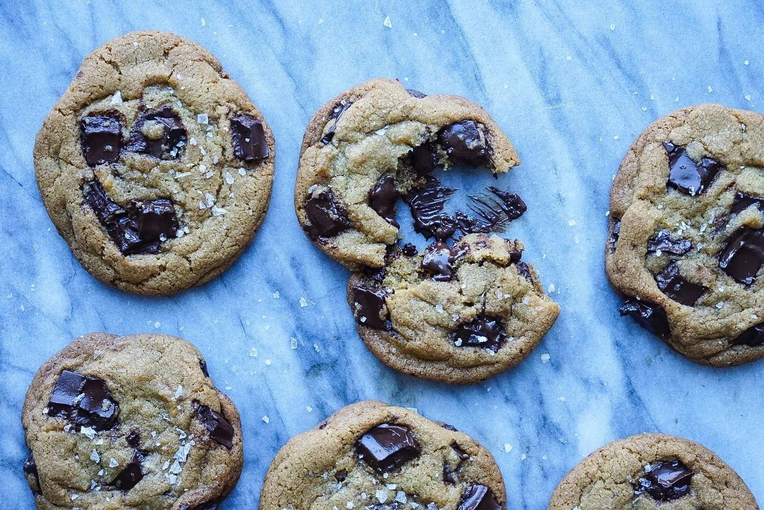 olive-oil-chocolate-chip-cookies-just-pantry-staples-totally-vegan