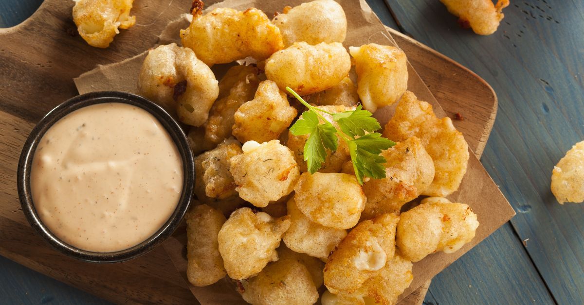 pump-up-the-party-with-cheesy-poutine-poppers