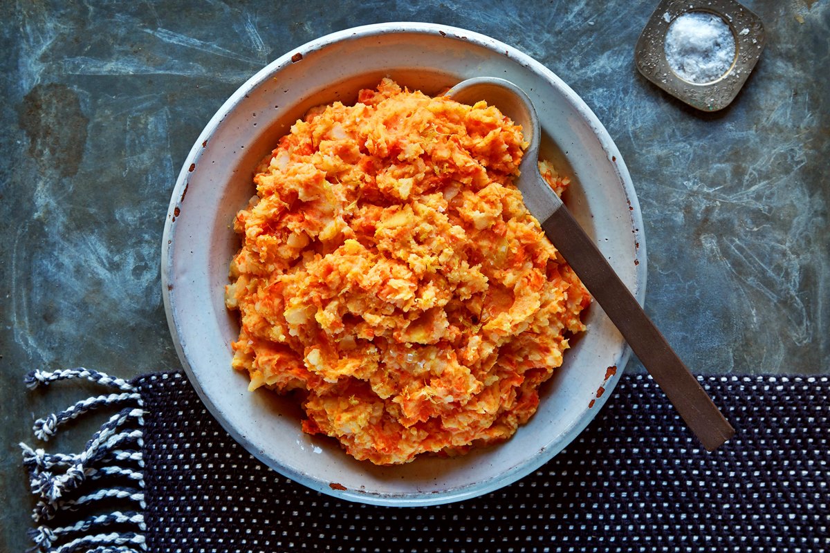 save-oven-space-with-slow-cooker-spiced-sweet-potato-and-carrot-mash