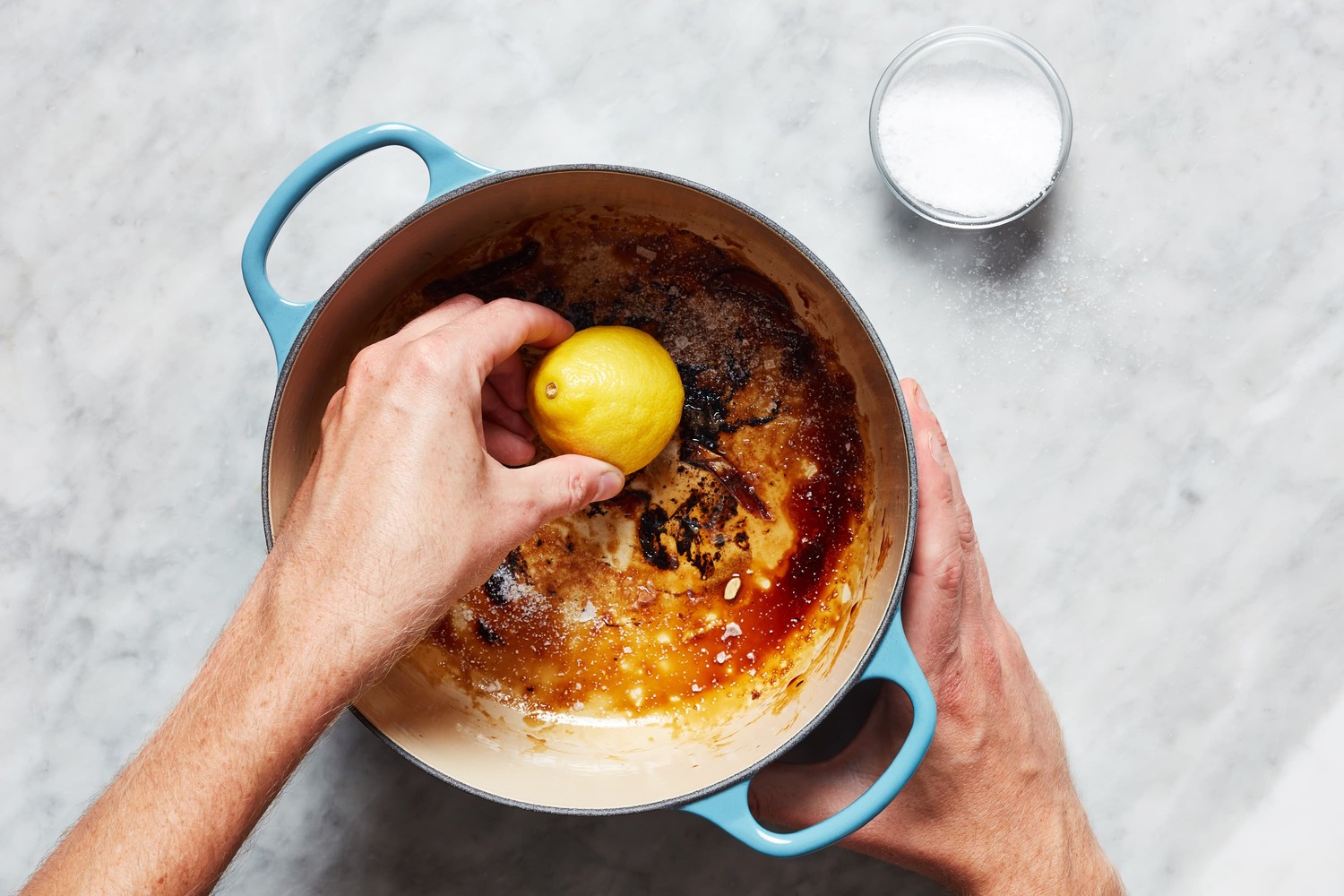 the-best-ways-to-clean-a-dutch-oven
