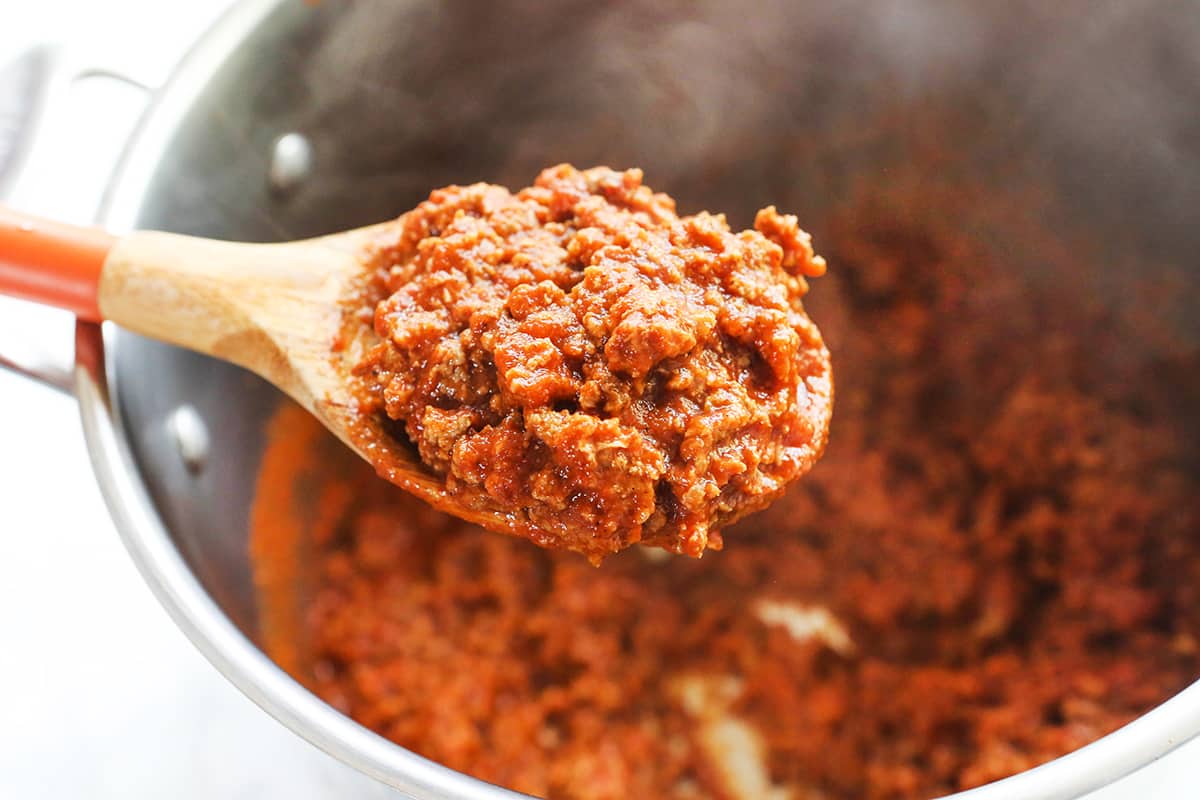 the-burger-lab-how-to-make-the-best-chili-for-a-burger-or-hot-dog