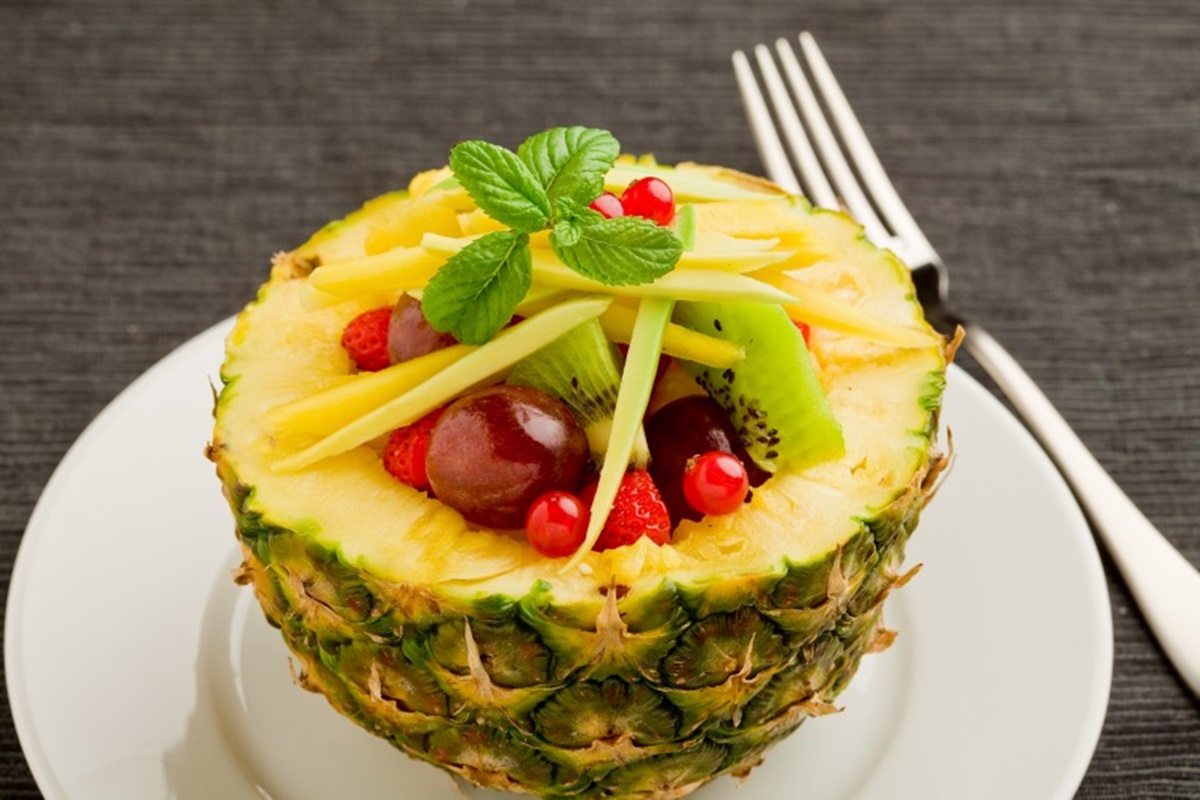what-to-do-with-pineapple