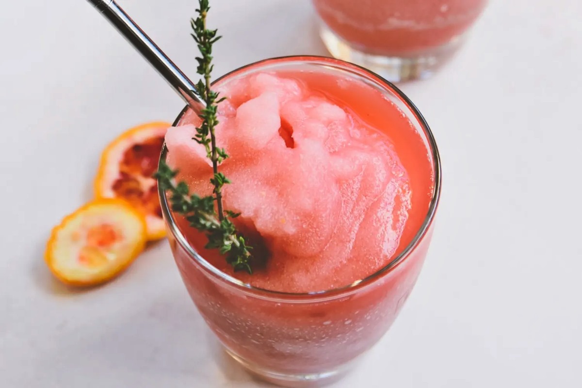 your-blenders-highest-purpose-frozen-negronis-at-home