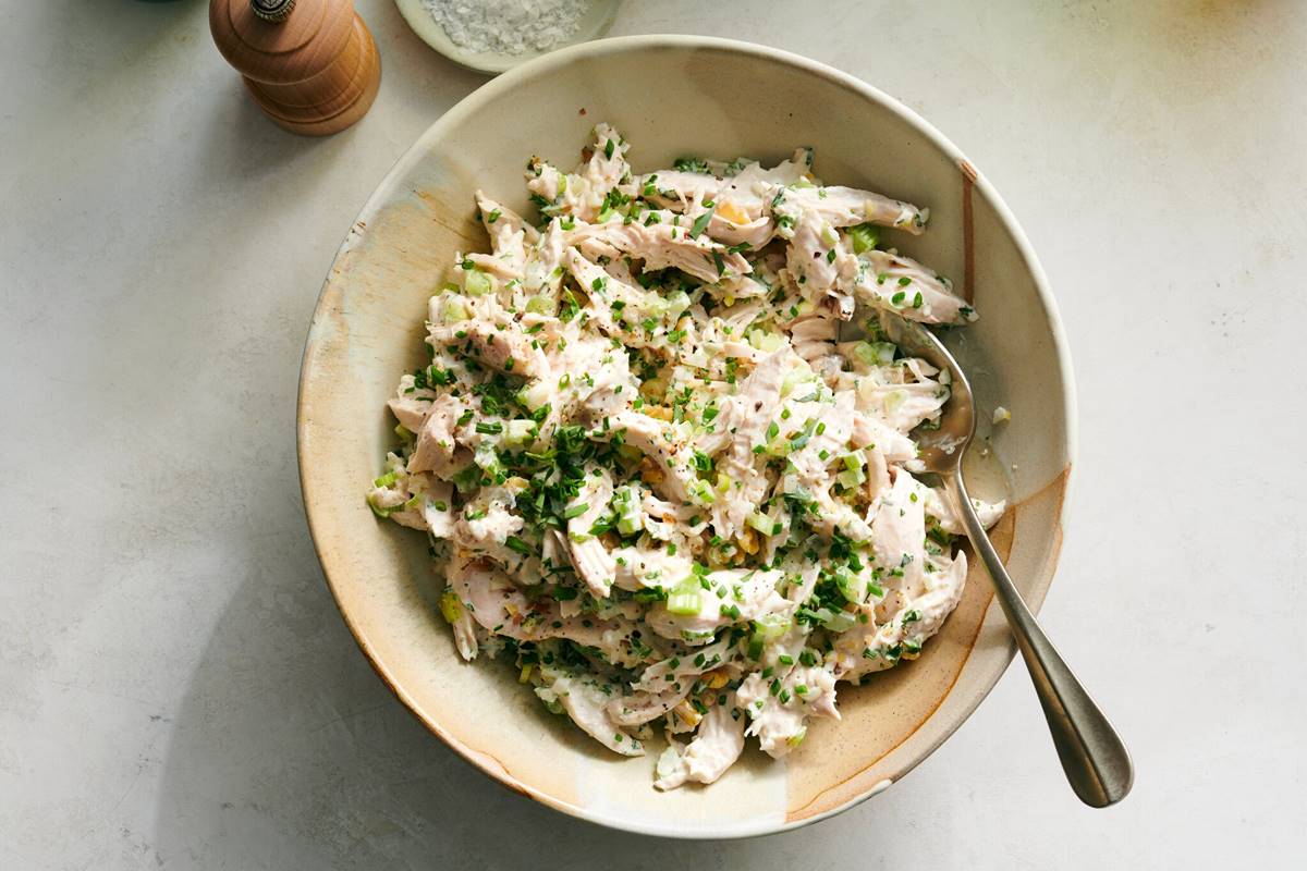 how-to-boil-chicken-for-chicken-salad