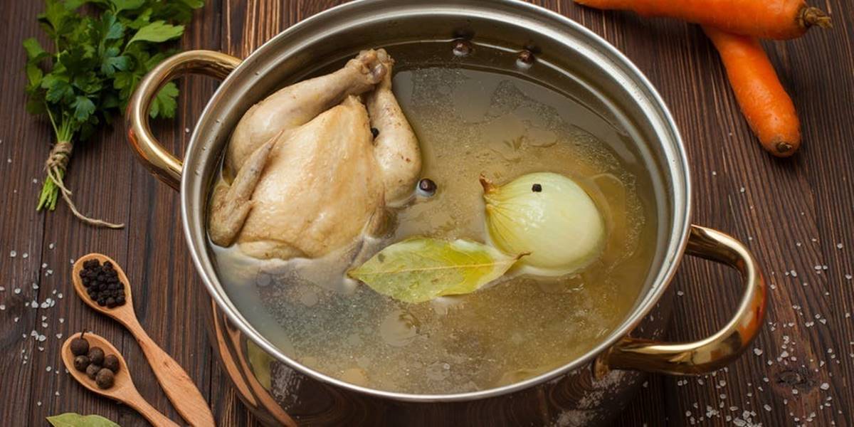 how-to-boil-chicken-with-flavor