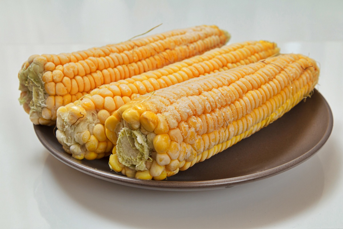 how-to-boil-corn-on-the-cob-frozen