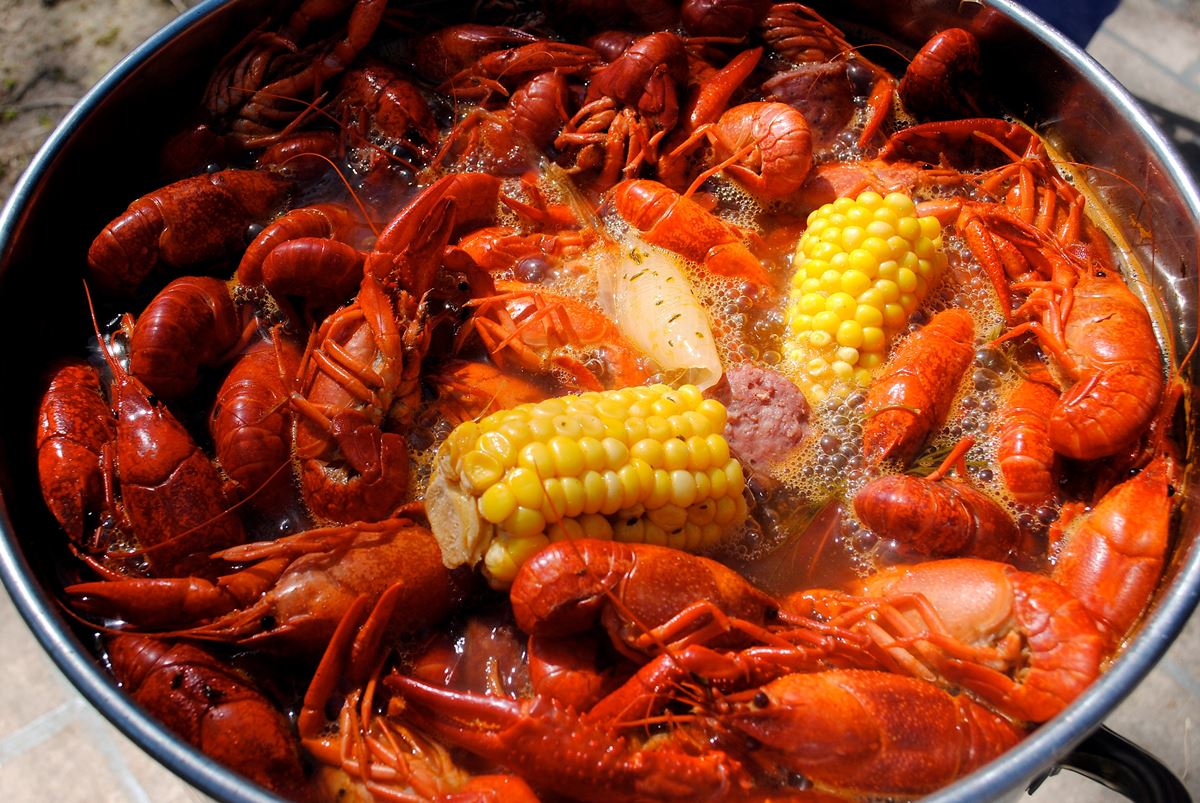 how-to-boil-crawfish-at-home