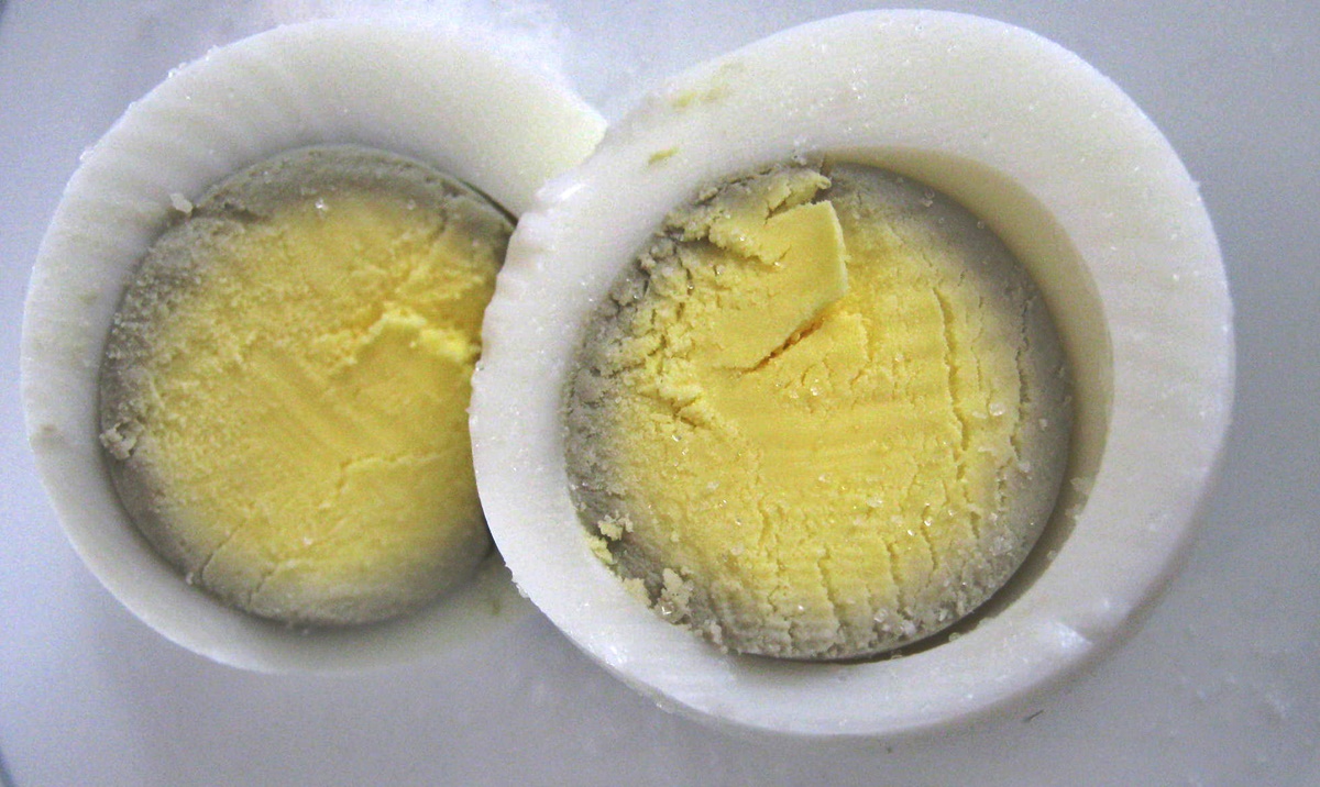 how-to-boil-eggs-without-green-ring