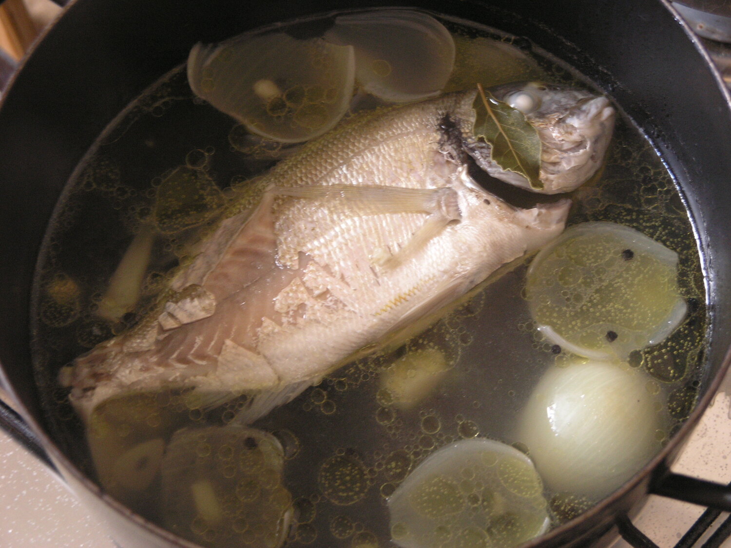 how-to-boil-fish