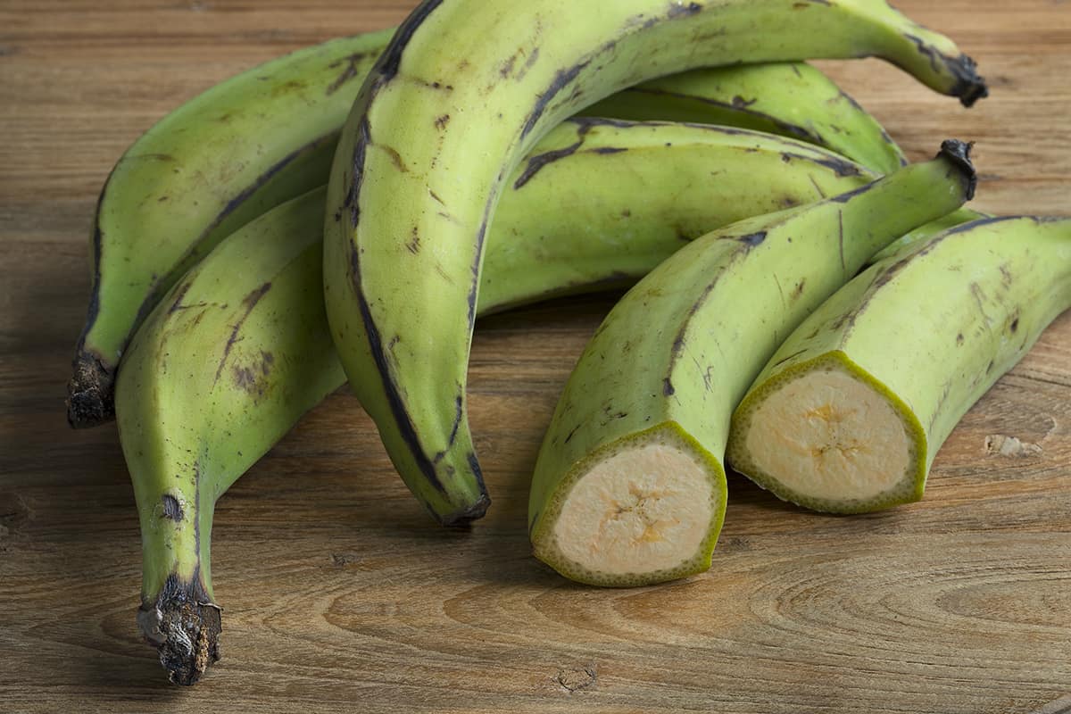 how-to-boil-green-plantains