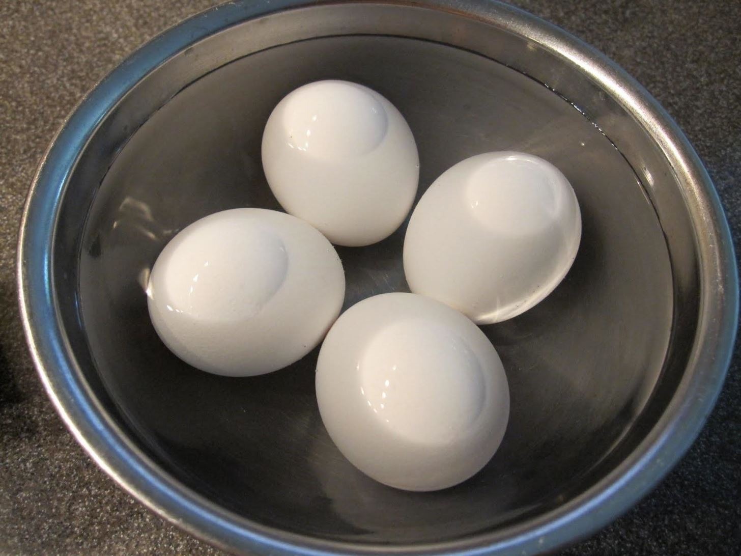 how-to-boil-hard-boiled-eggs-without-cracking