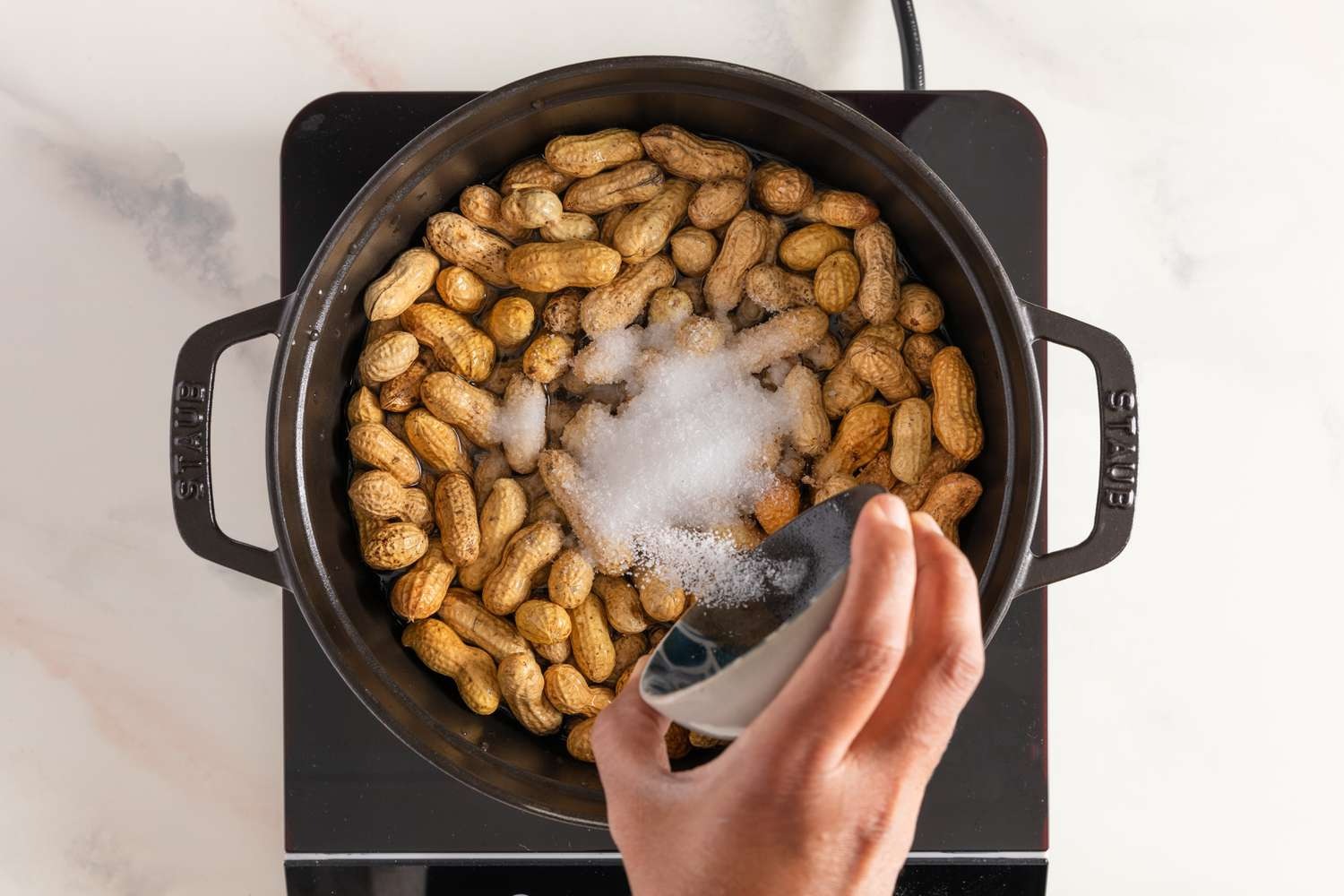 how-to-boil-peanuts-on-stove