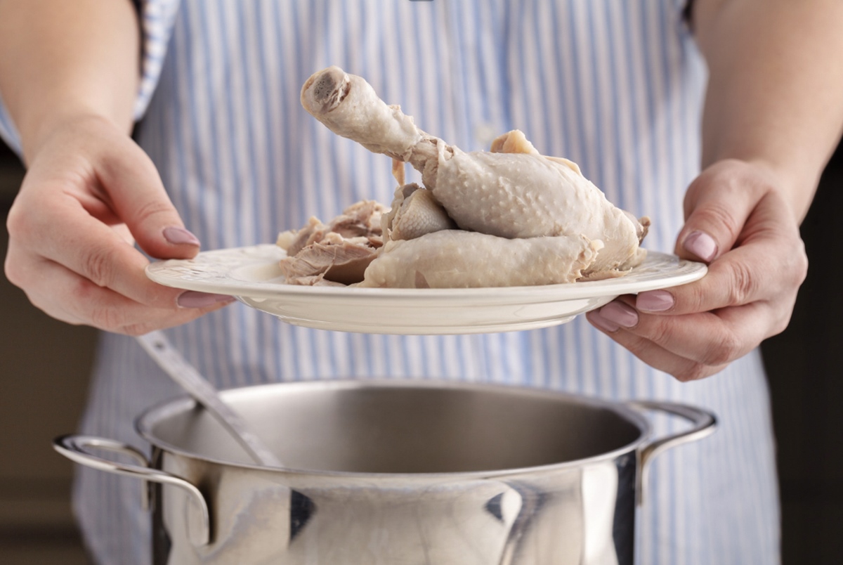 how-to-boil-plain-chicken-for-dogs