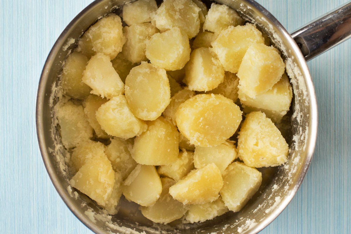 how-to-boil-potatoes-before-roasting