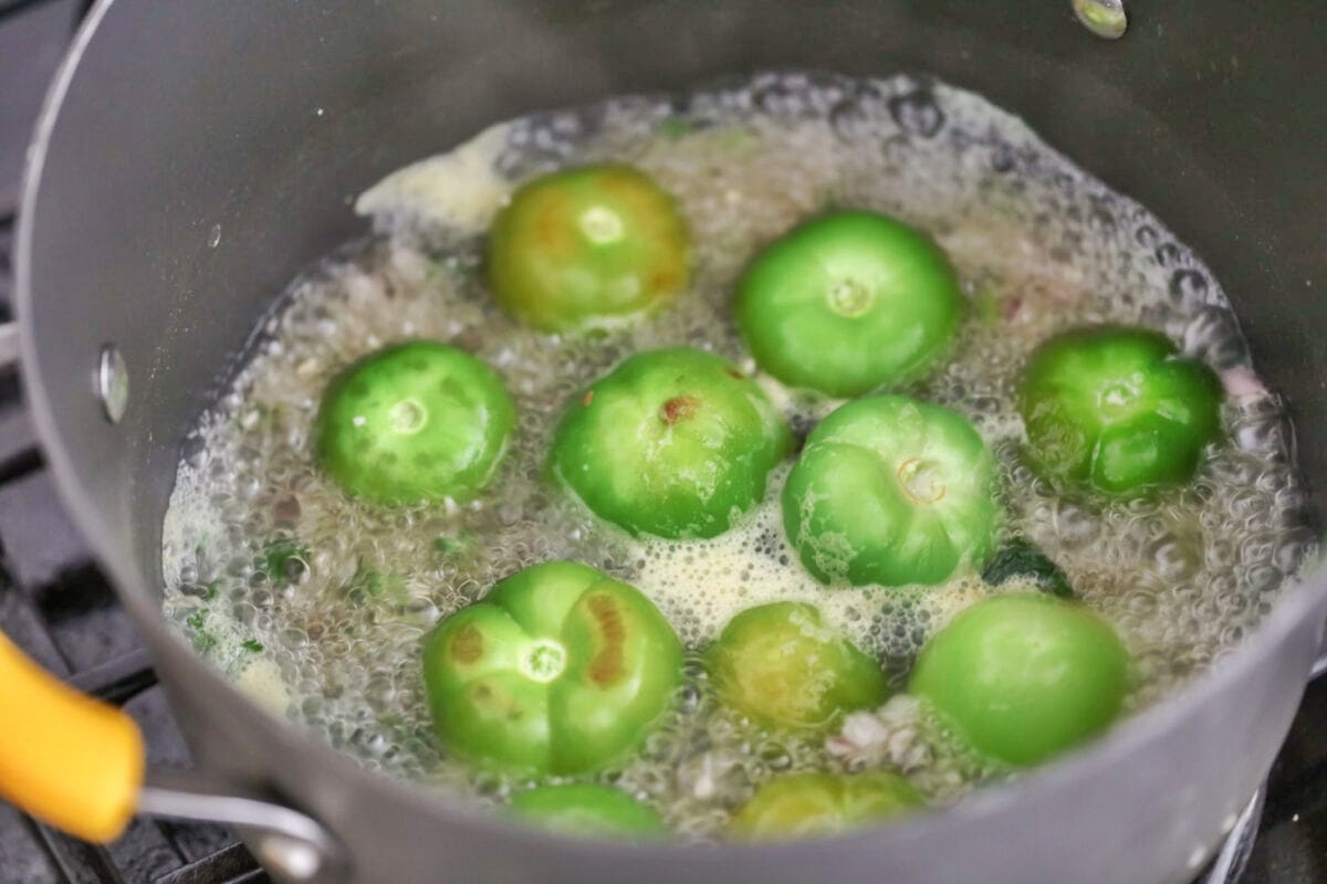 how-to-boil-tomatillos-for-salsa