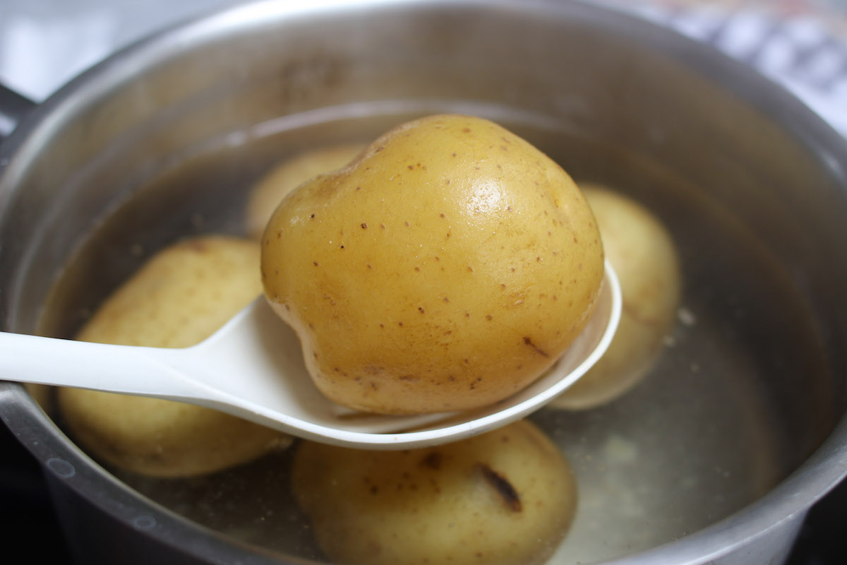 How To Boil Potatoes {Mashed Potatoes or Potato Salad} - Key To My