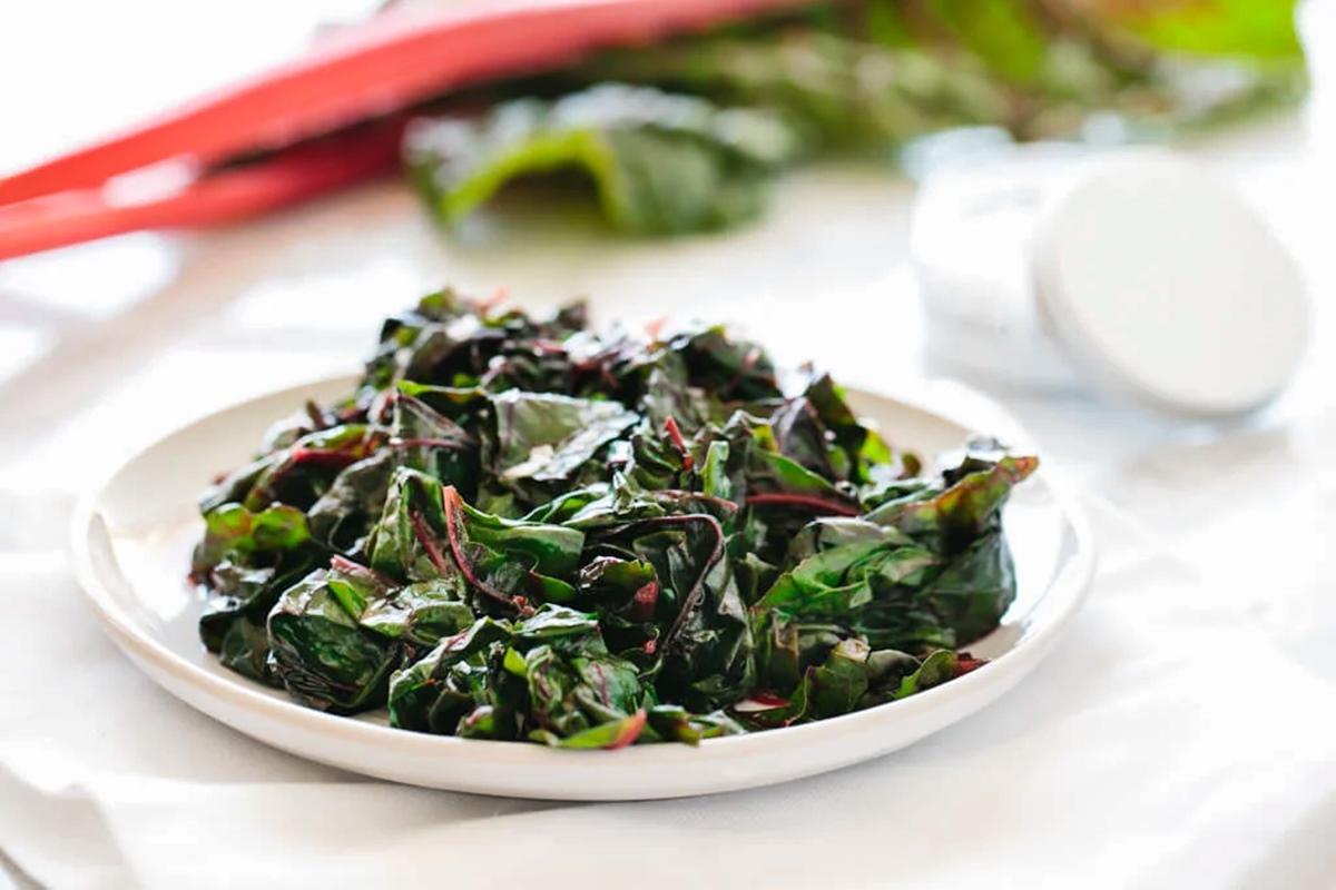 how-to-chop-and-cook-swiss-chard