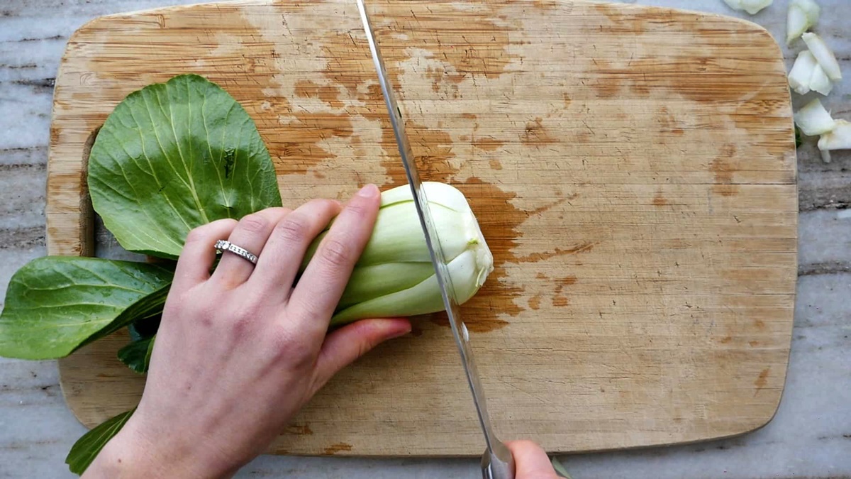 how-to-chop-bok-choy