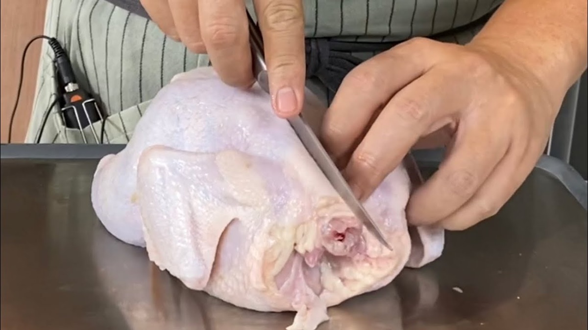how-to-chop-chicken-bone
