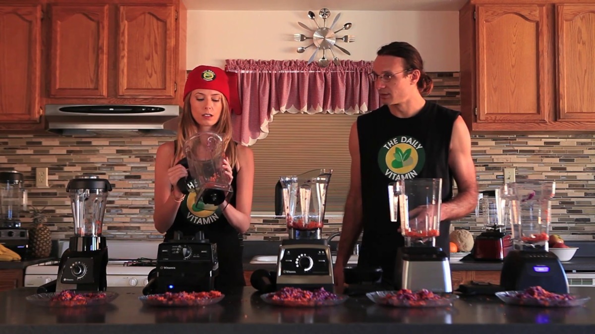 how-to-chop-dates-with-vitamix