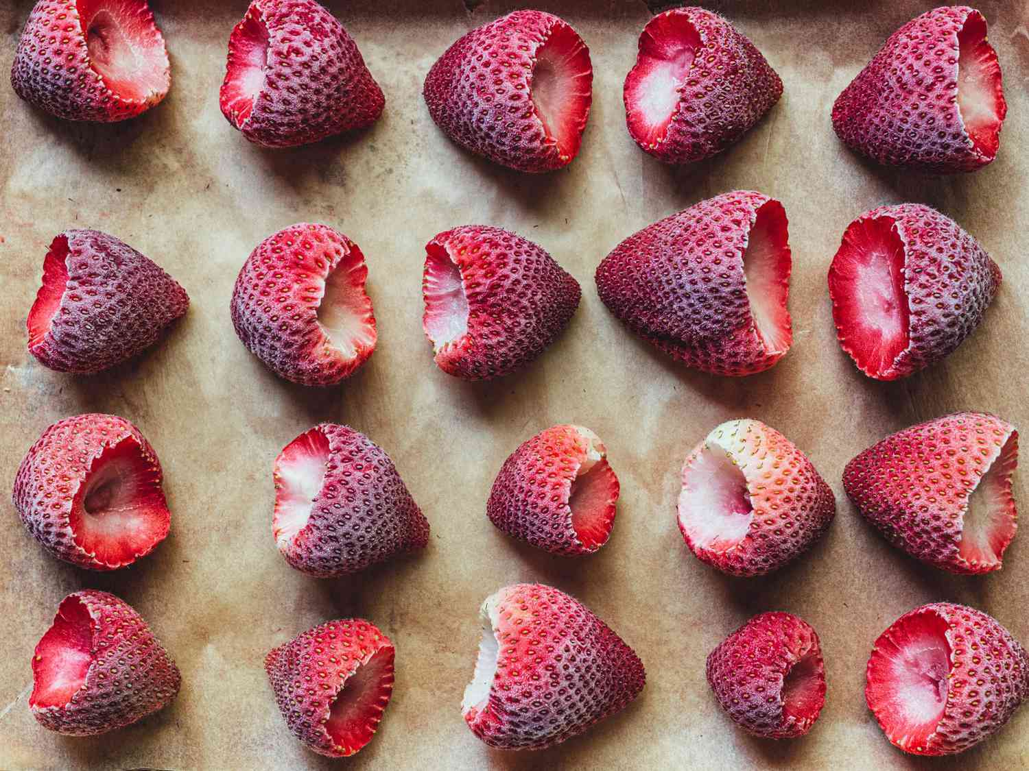 how-to-chop-frozen-strawberry