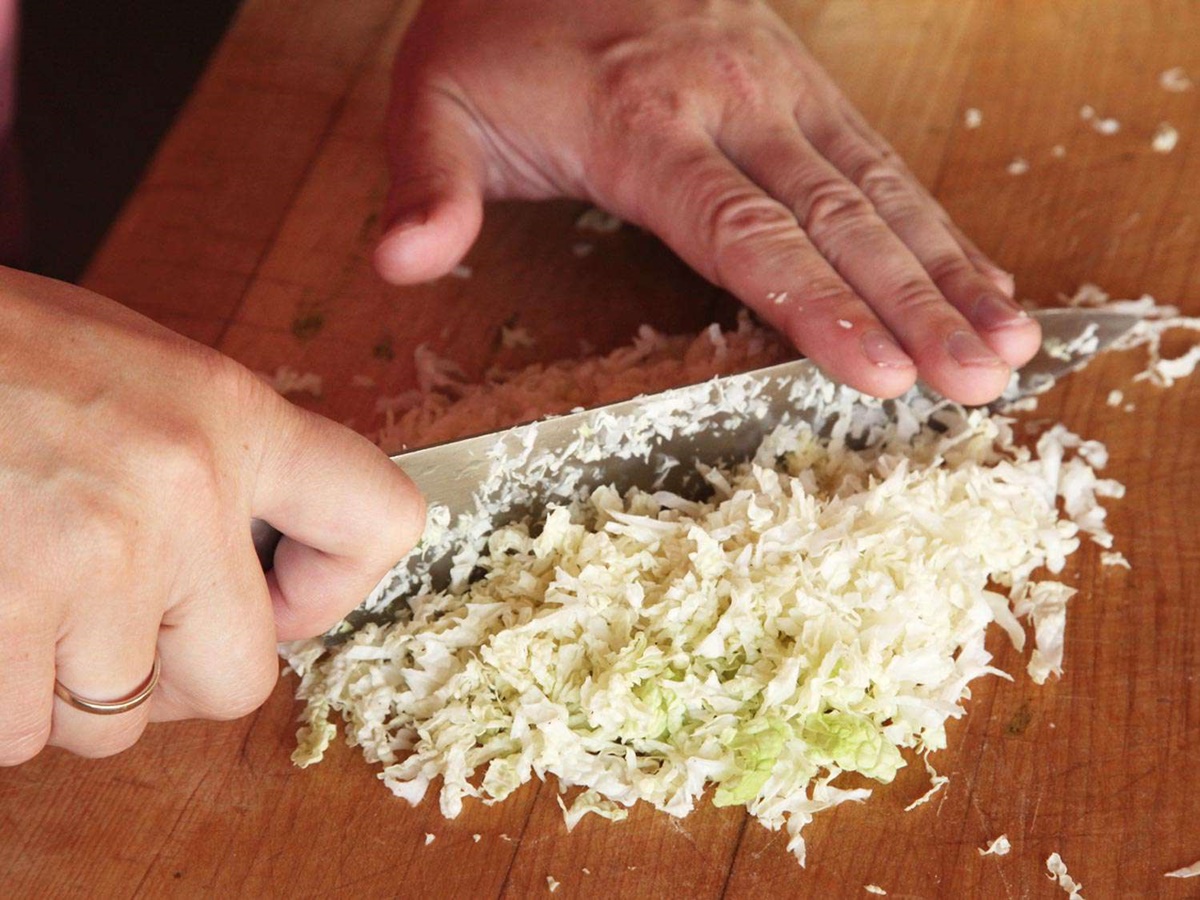how-to-chop-napa-cabbage-for-dumplings