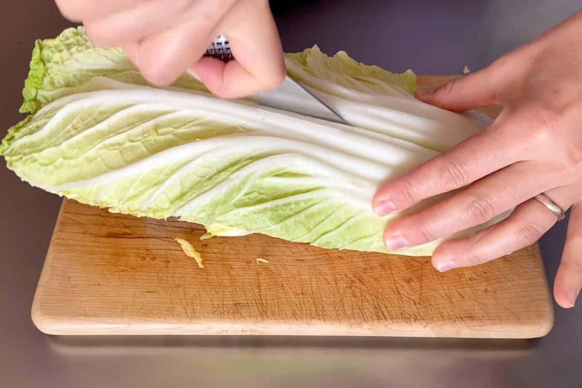 how-to-chop-nappa-cabbage