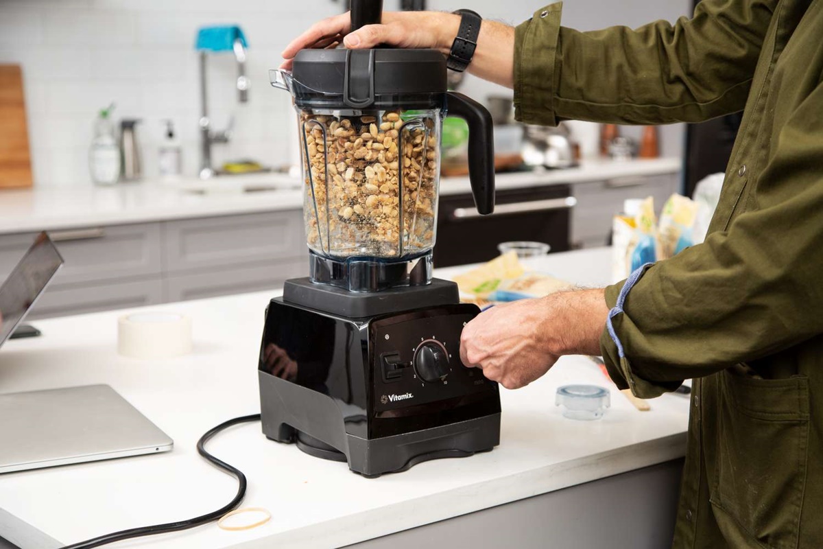how-to-chop-nuts-in-vitamix