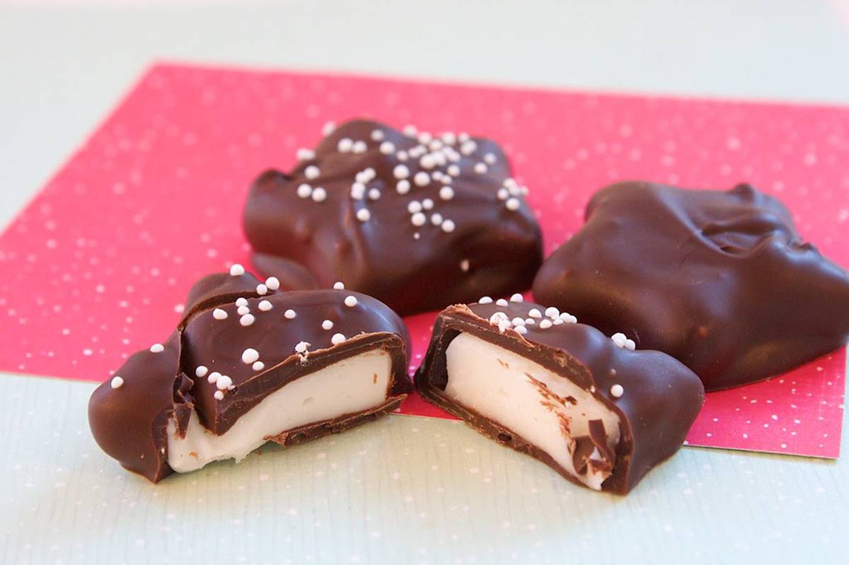 how-to-chop-peppermint-patties