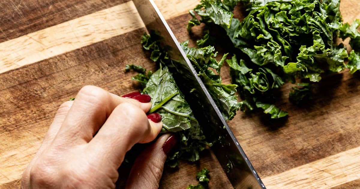 how-to-chop-up-kale-for-blender