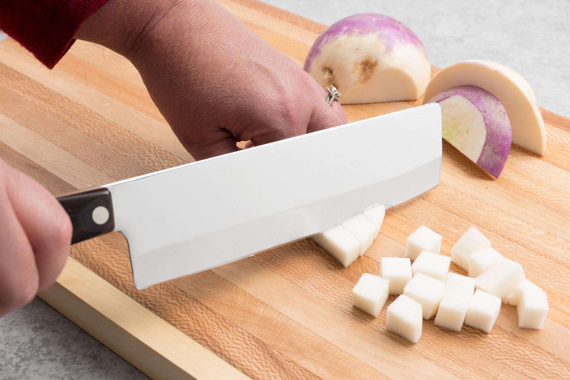 how-to-chop-up-rutabaga