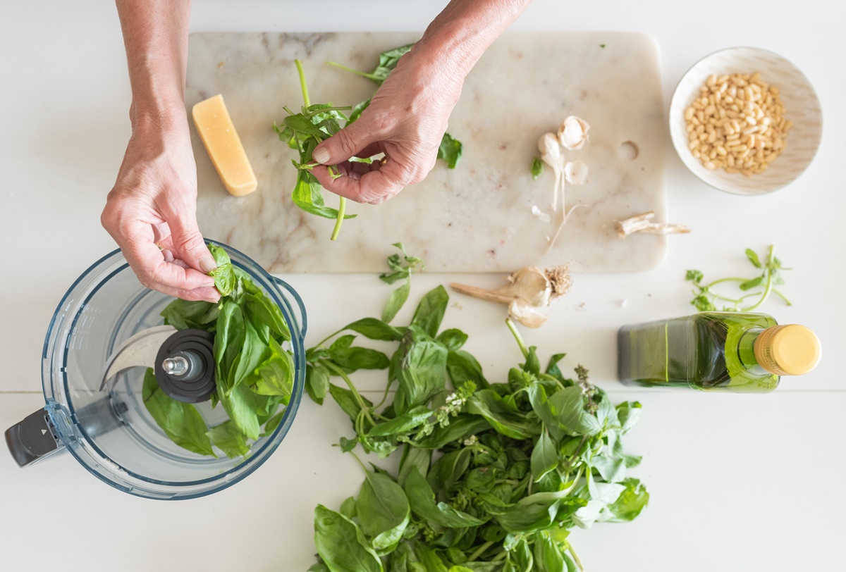 How to Prep Vegetables with a Food Processor