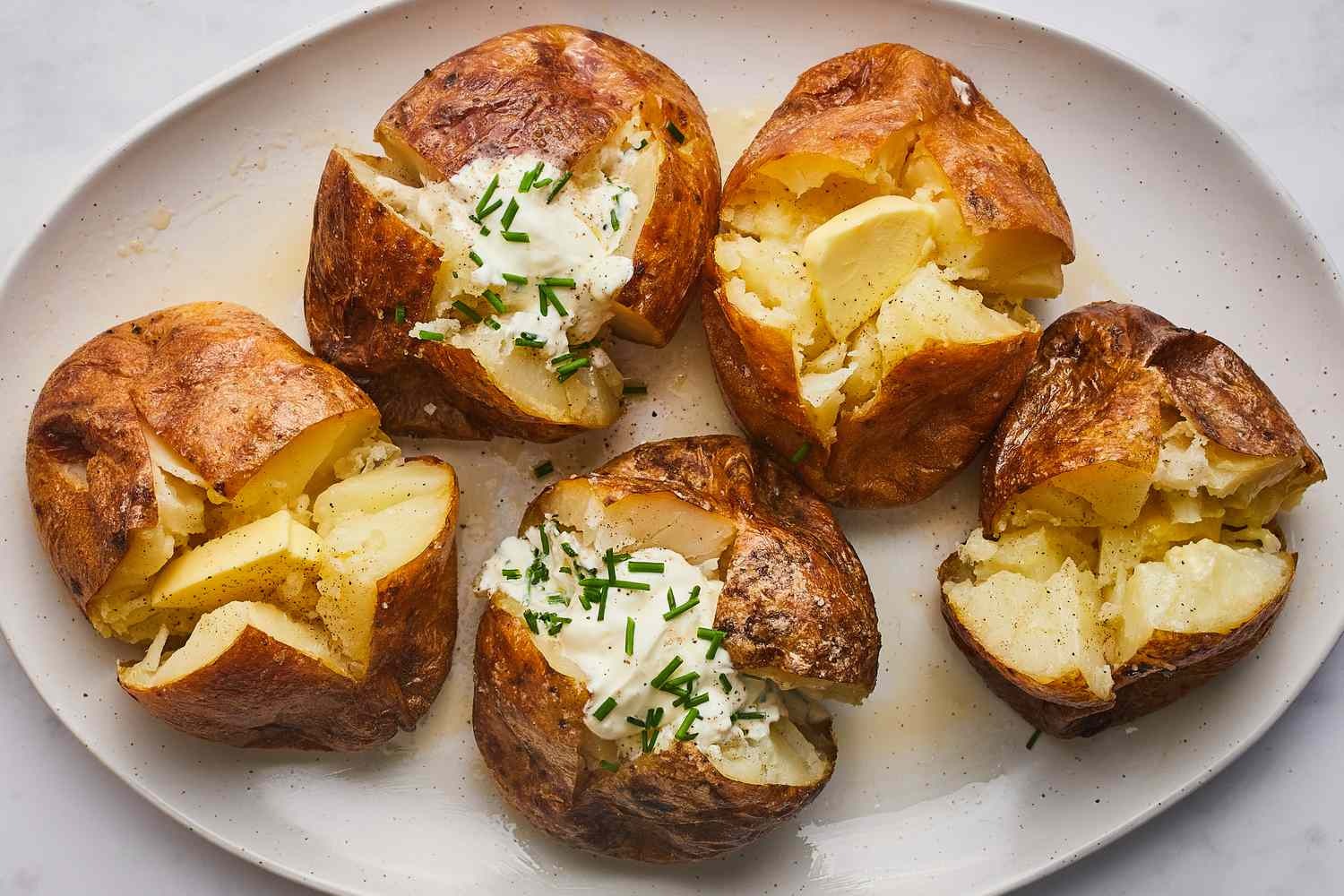 How To Cook A Baked Potato In The Microwave - Recipes.net