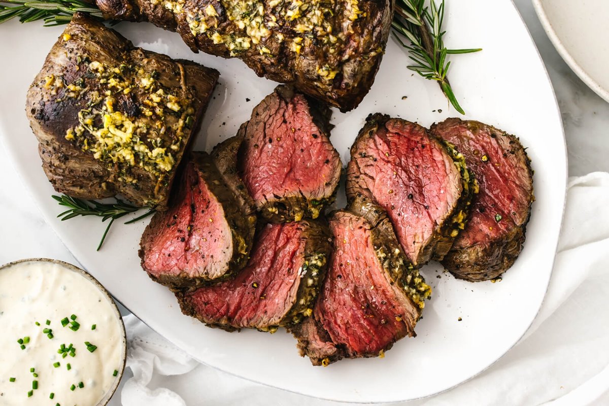 how-to-cook-a-beef-tenderloin-steak