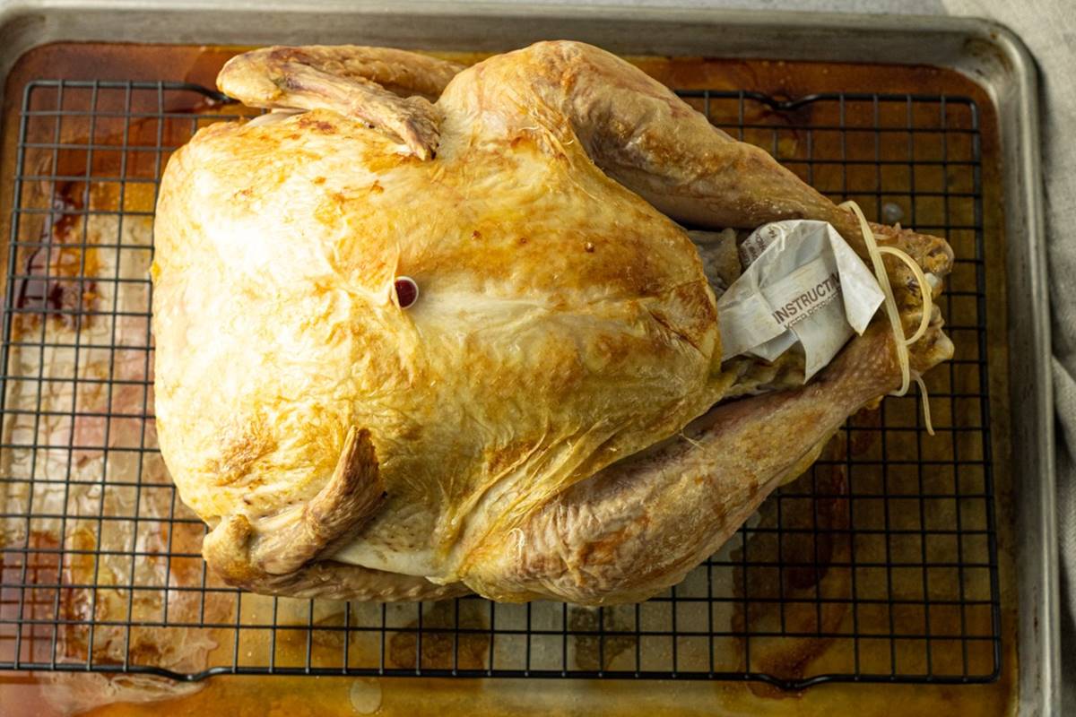 How To Cook A Frozen Turkey - Recipes.net