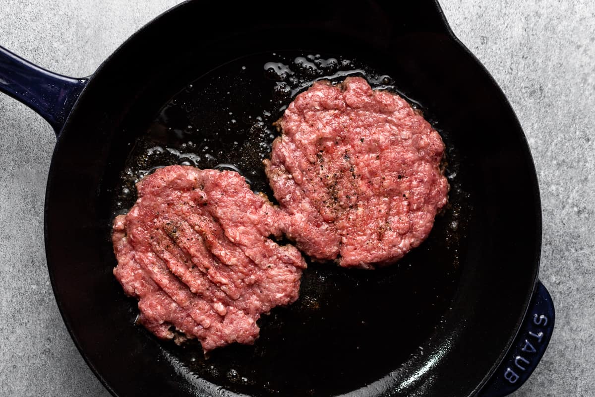 how-to-cook-a-hamburger-in-a-skillet