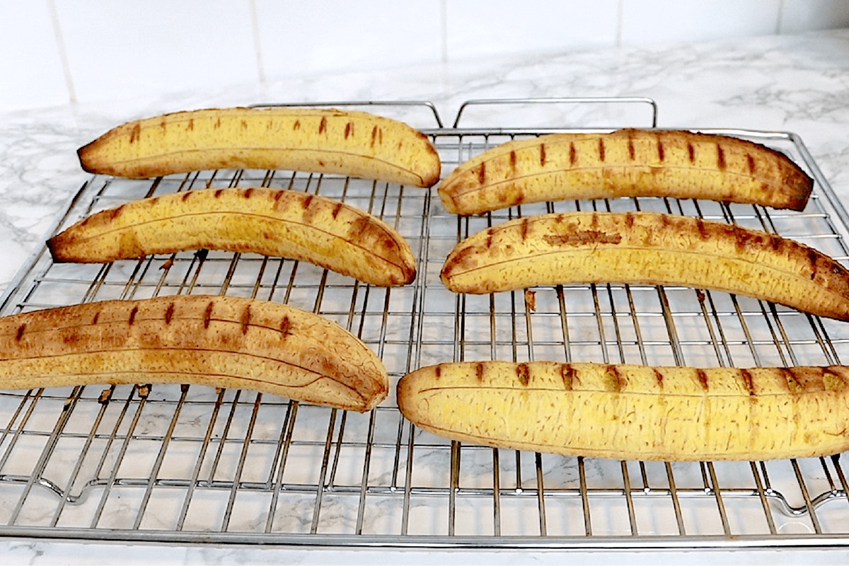 how-to-cook-a-plantain-in-the-microwave