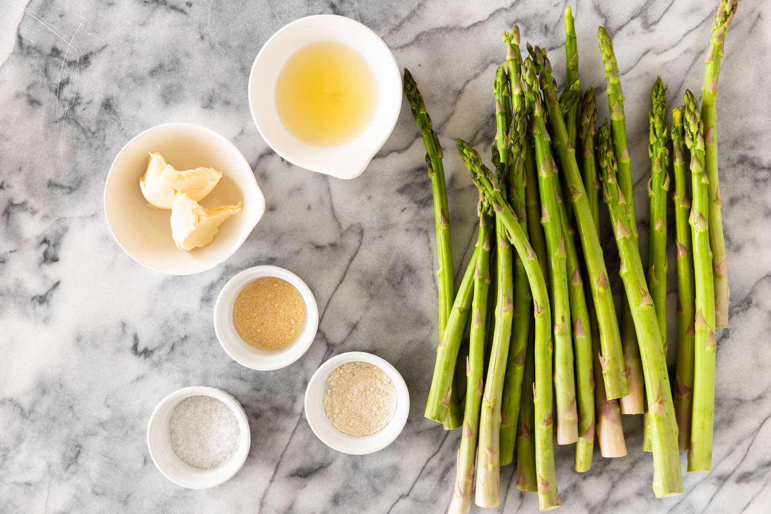 how-to-cook-asparagus-in-the-microwave-with-butter