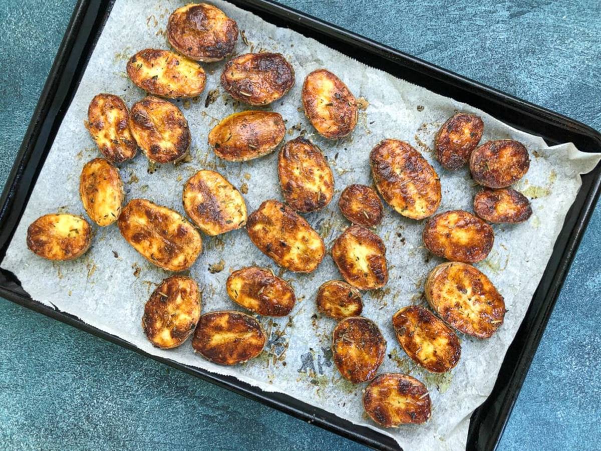 how-to-cook-baby-potatoes-in-oven