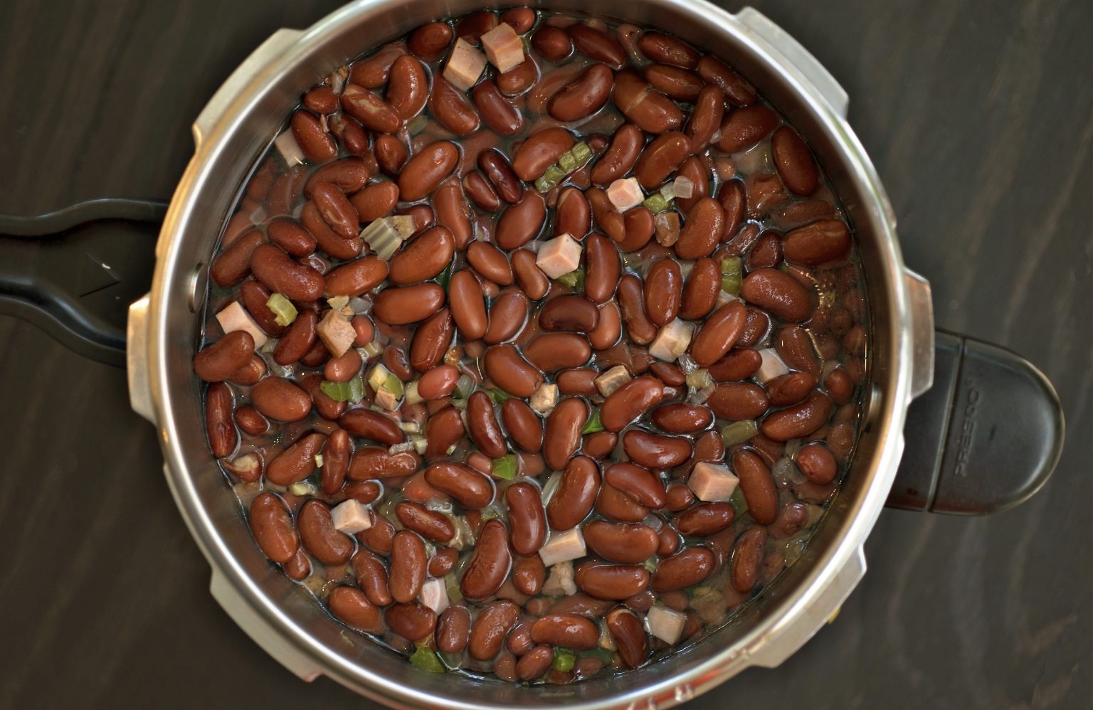 how-to-cook-beans-in-a-pressure-cooker