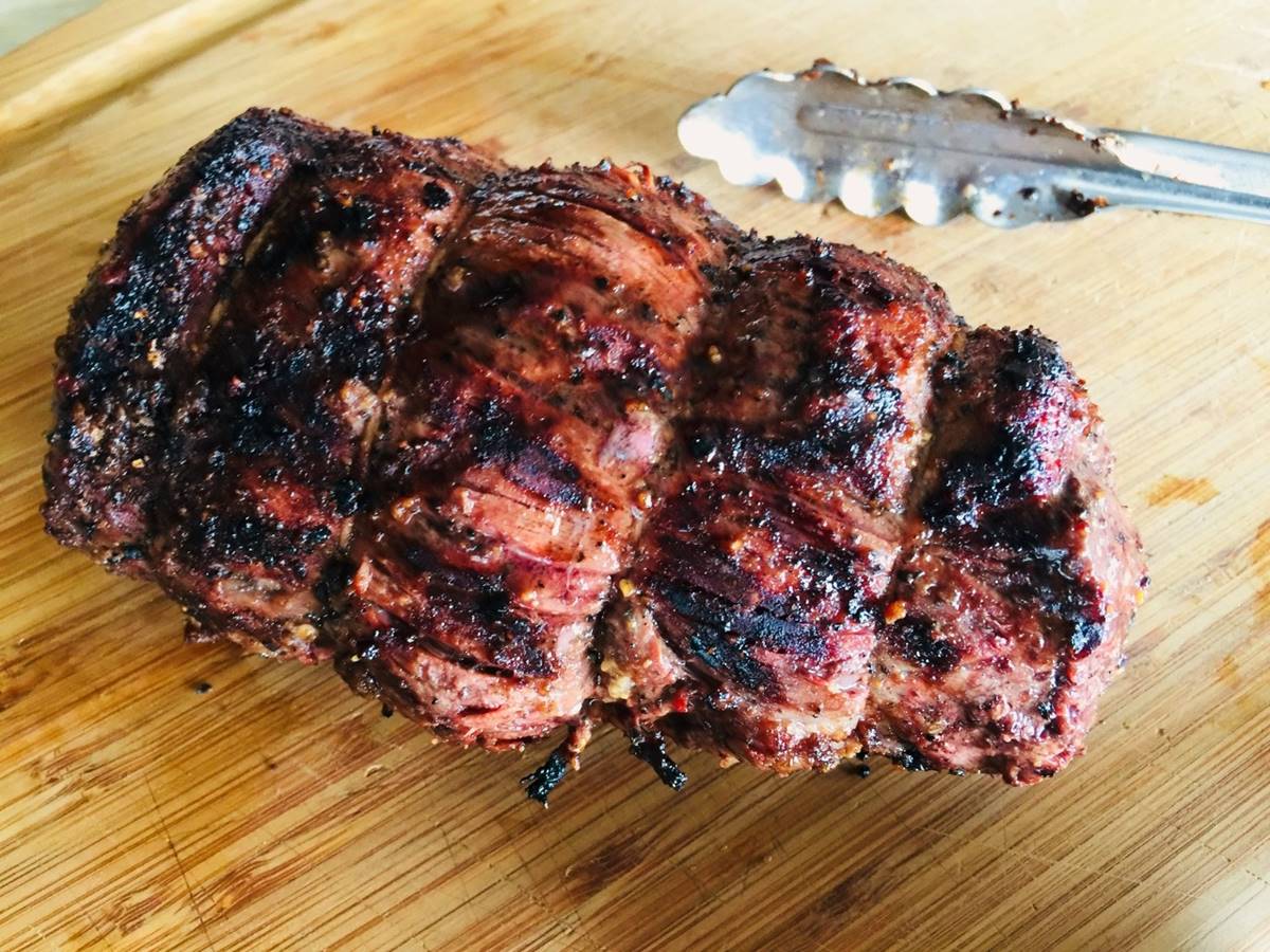 how-to-cook-beef-tenderloin-on-the-grill
