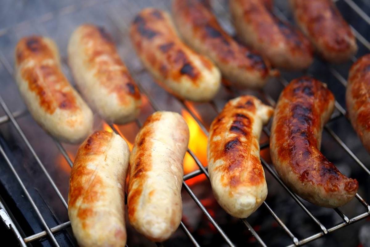 how-to-cook-brats-on-grill